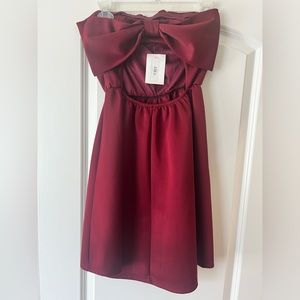 NWT Open Back strapless crimson dress with bow